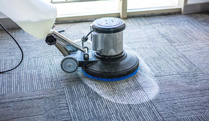 carpet cleaning with Industrial carpet cleaner